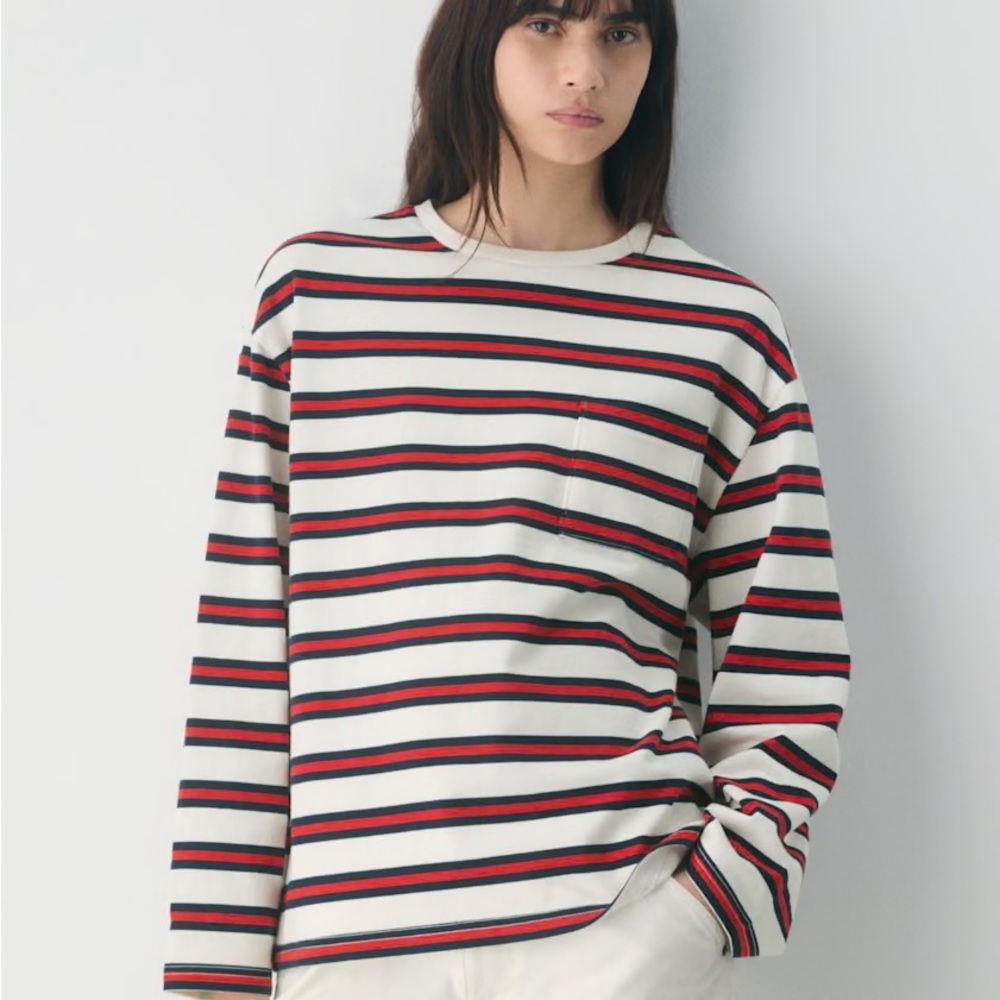 Aritzia TNA fletch long sleeve